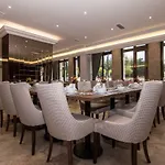 An Grand Hotel